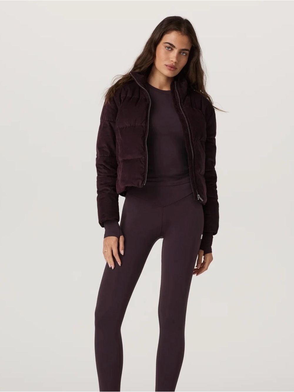 Vuori Women's Carmel Corduroy Puffer Jacket size small in Raisin - Picture 9 of 15